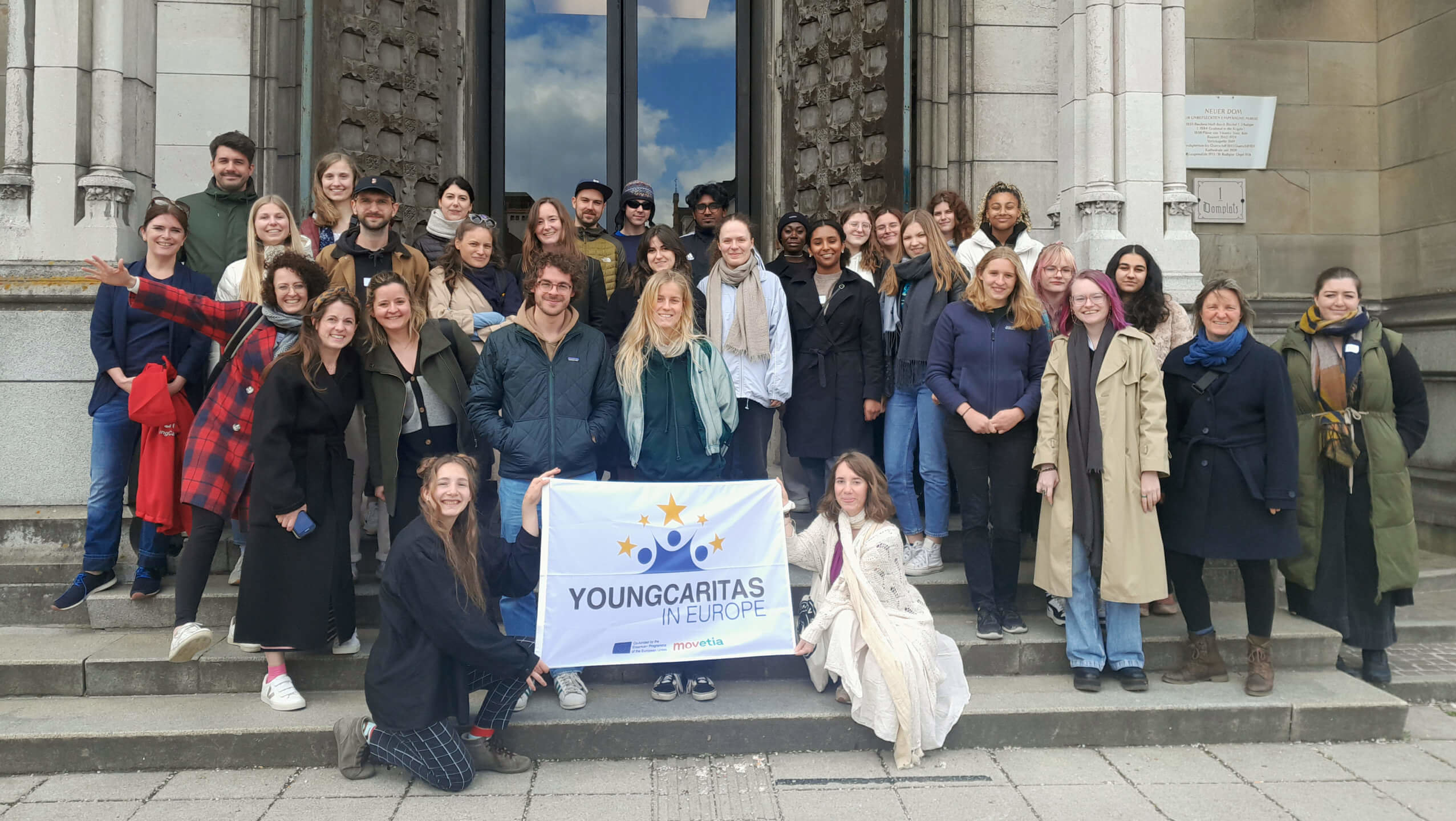 youngCaritasinEurope_ExProLinz_2023_Gruppenfoto